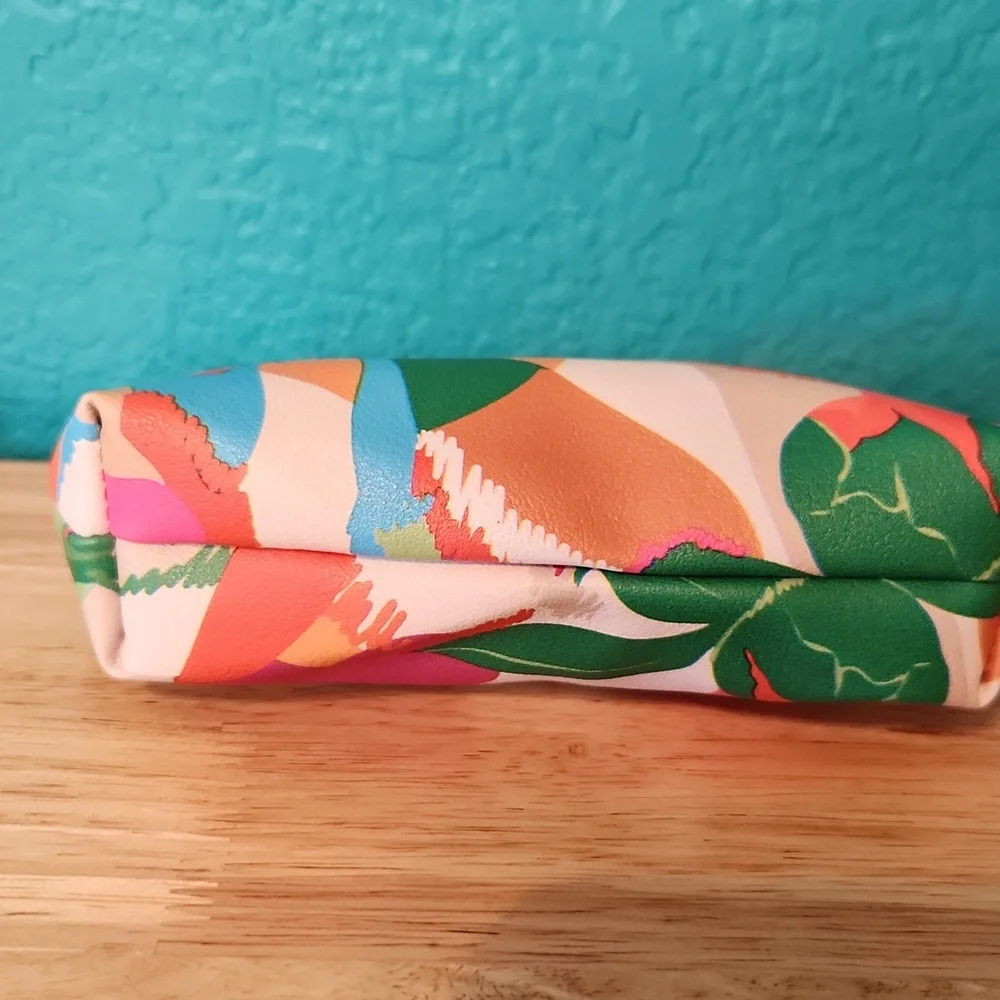 Ipsy Colorful Abstract Women's Glam Bag‎ Clutch Pouch